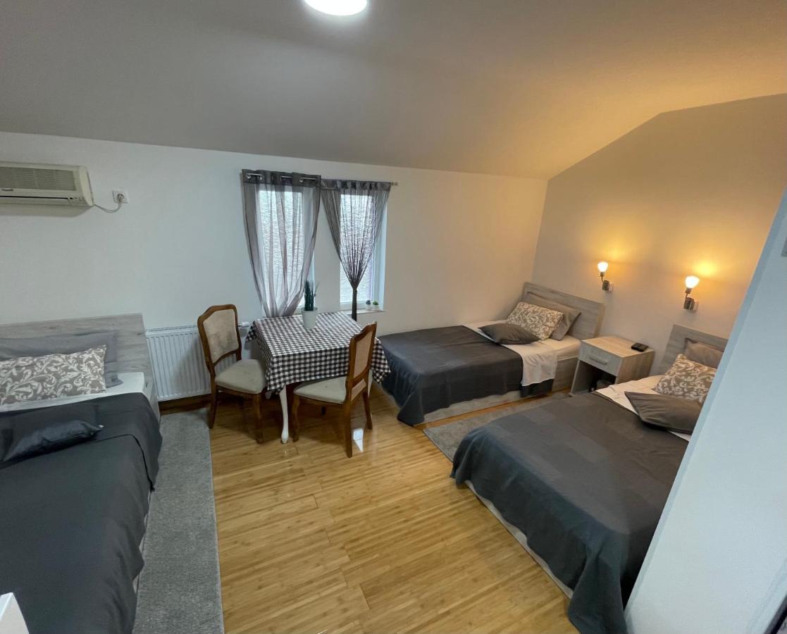 Tepic Garni Hotel Temerin Exterior foto